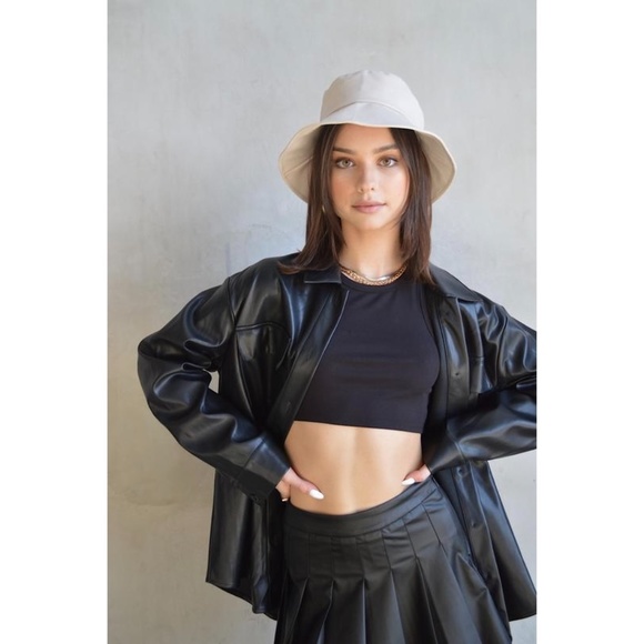 LAST ONE Faux Leather Oversized Black Shacket - Picture 4 of 7